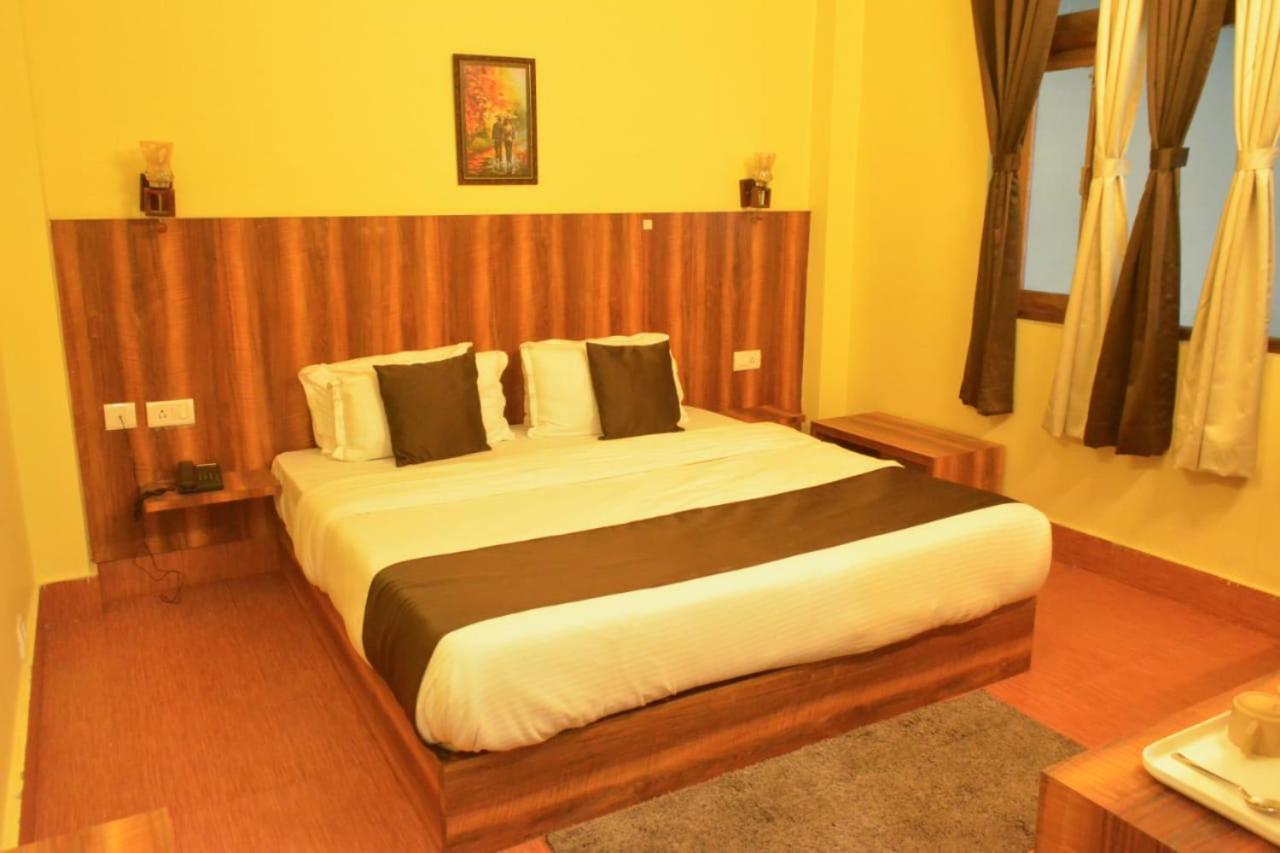 Aurora Gangtok Hotel Exterior foto